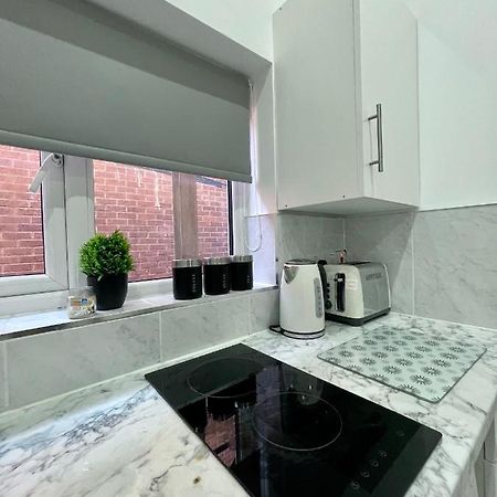 Self Contained Studio In Bham City Centre W Parking Birmingham Extérieur photo
