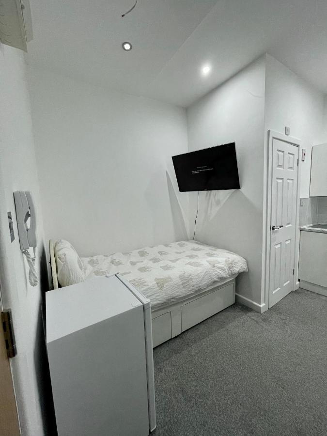 Self Contained Studio In Bham City Centre W Parking Birmingham Extérieur photo