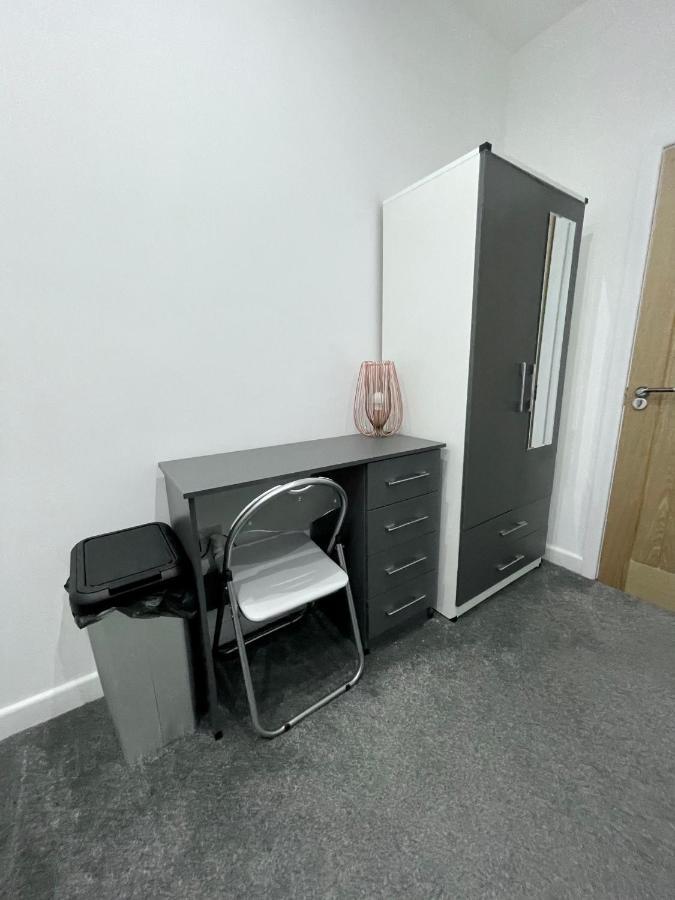 Self Contained Studio In Bham City Centre W Parking Birmingham Extérieur photo